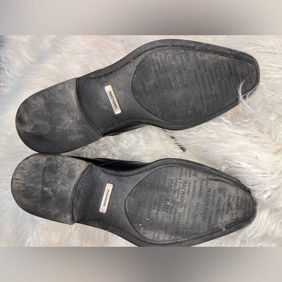 Magnanni Black Leather Oxfords
